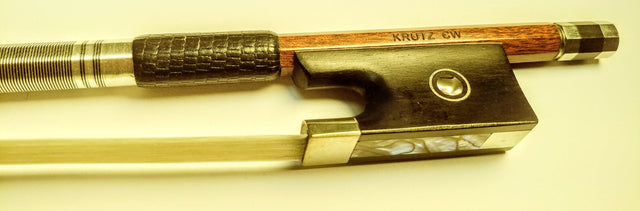 Krutz violin hybrid bow from Teton Music